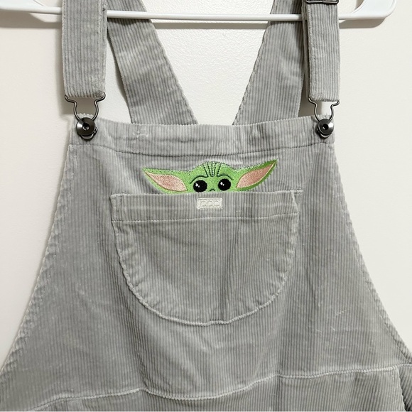 NWT Hot Topic Her Universe Star Wars The Mandalorian The Child Corduroy 2X - Picture 4 of 7